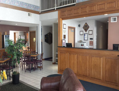 Baymont Inn & Suites - Osage Beach, MO