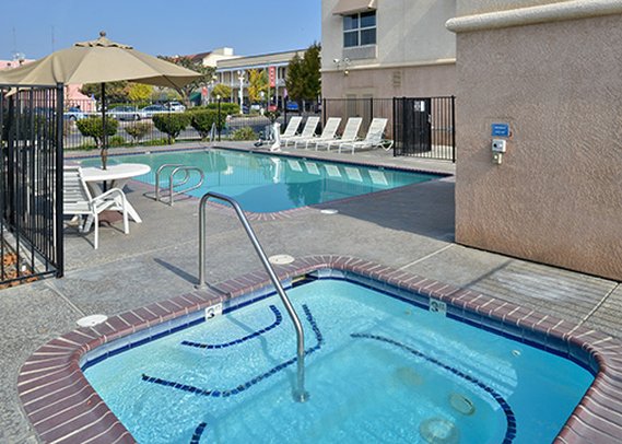 Comfort Inn - Hanford, CA