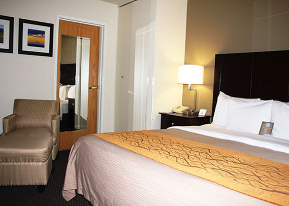 Comfort Inn & Suites - Bend, OR