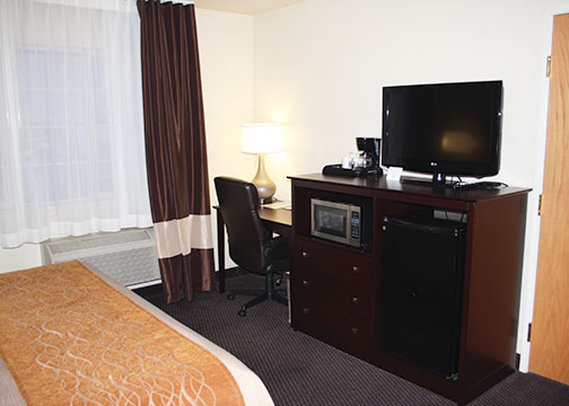Comfort Inn & Suites - Bend, OR
