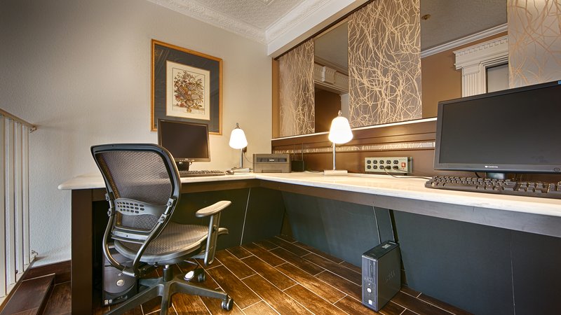 BEST WESTERN Grand Manor Inn & Suites - Corvallis, OR