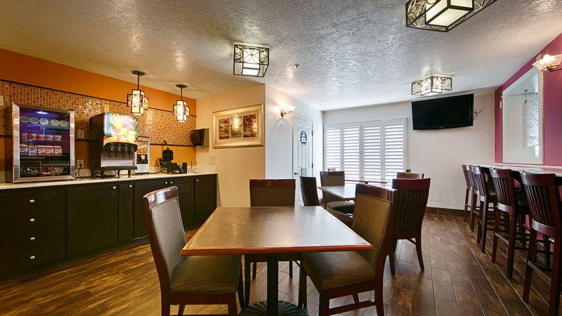 BEST WESTERN Grand Manor Inn & Suites - Corvallis, OR