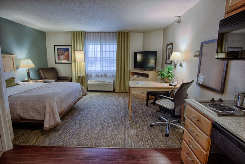 Candlewood Suites-Fargo-N - Leonard, ND