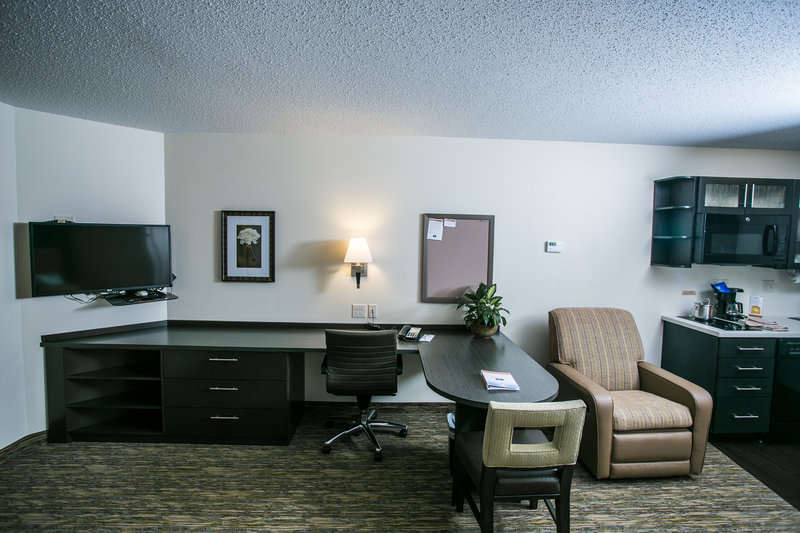 Candlewood Suites-Fargo-N - Leonard, ND