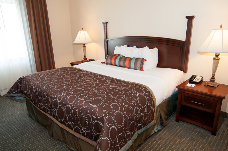 Staybridge Suites WICHITA - Wichita, KS