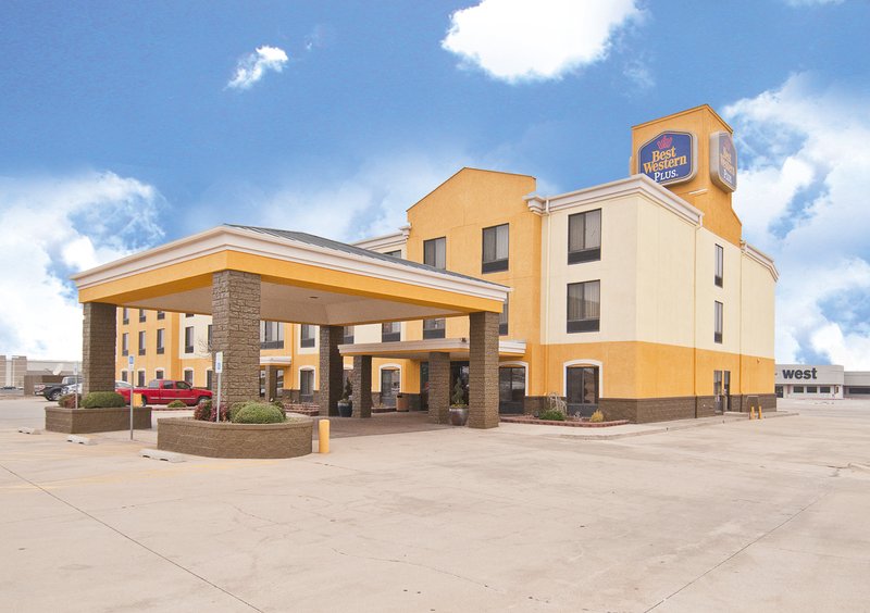 BEST WESTERN PLUS Memorial Inn & Suites - Oklahoma City, OK
