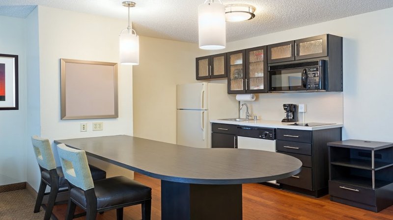 Candlewood Suites ST. LOUIS - Earth City, MO