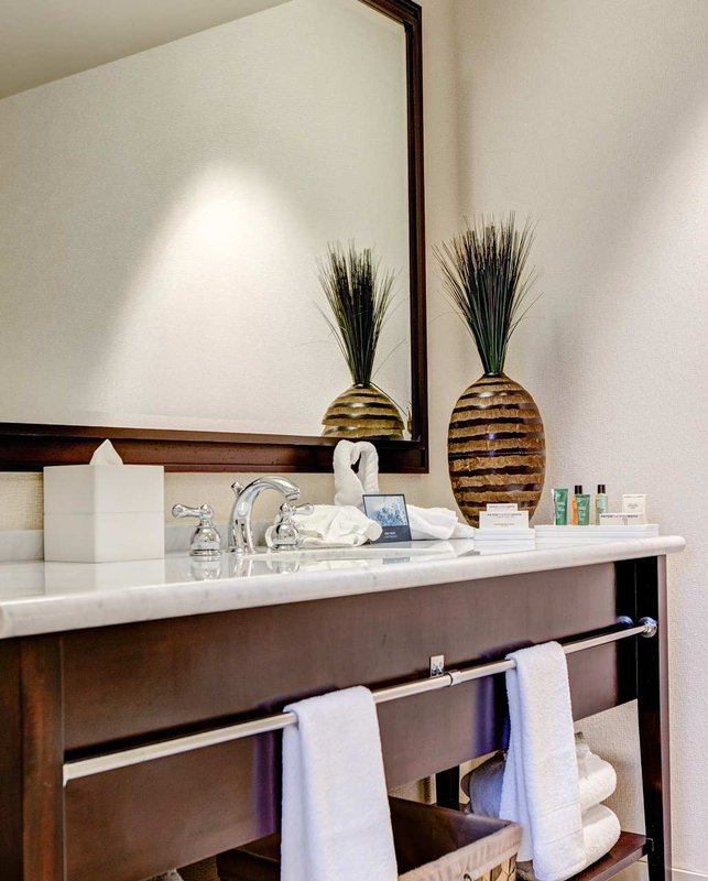 Hilton Orrington/Evanston Conference Center Hotel - Evanston, IL