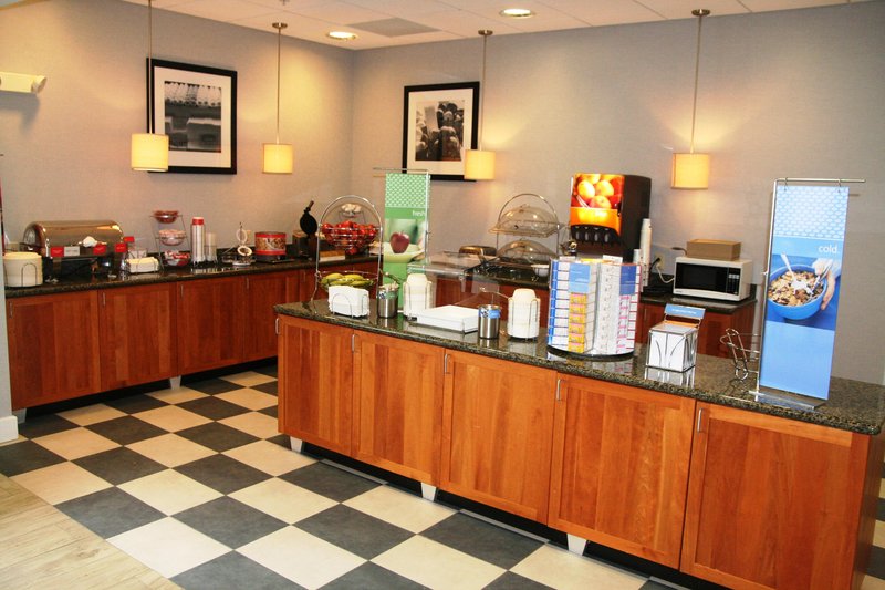 Hampton Inn Sayre - Sayre, PA