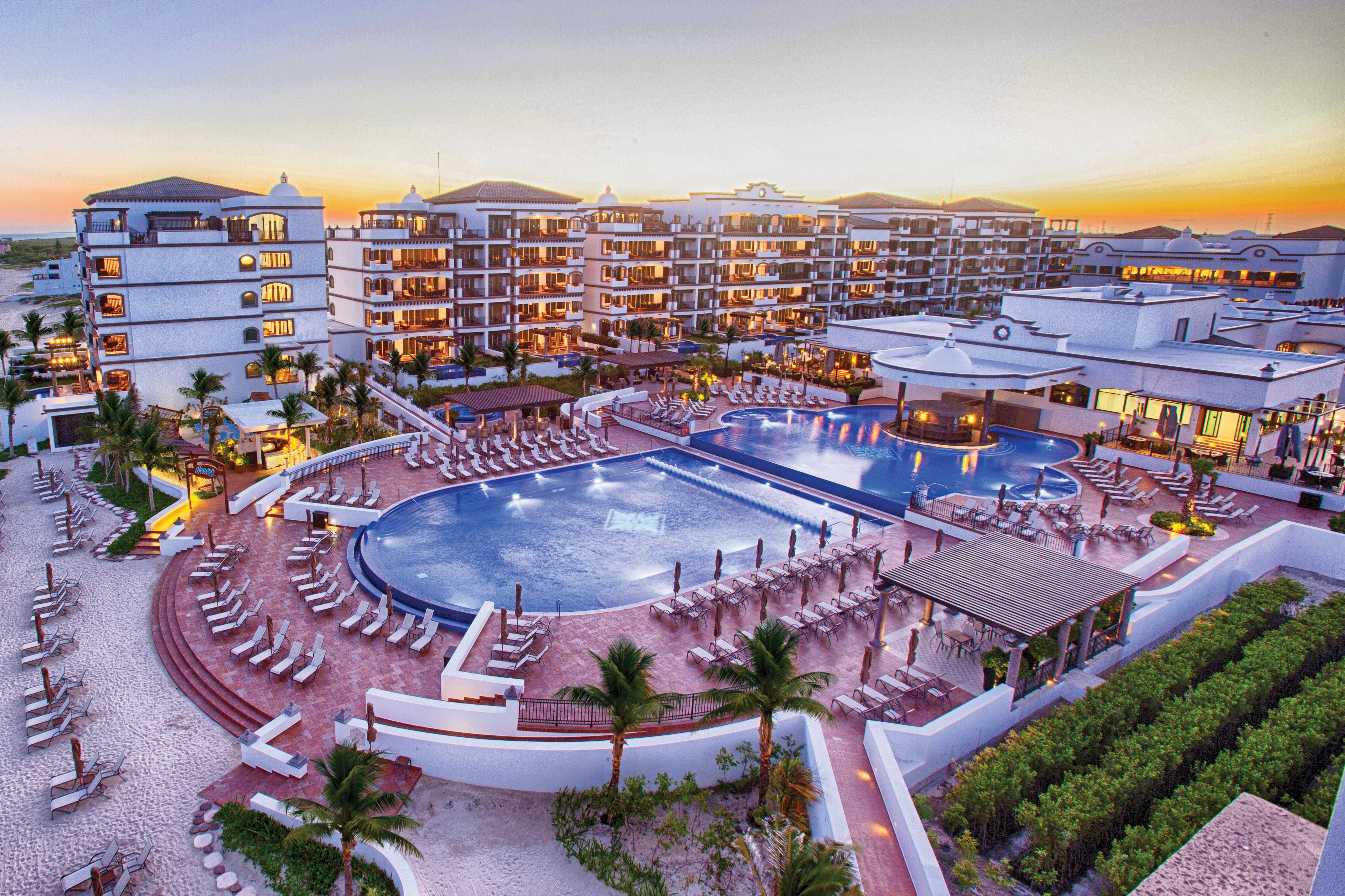 Puerto Morelos Hotels All Inclusive; Grand Residences- Deluxe Puerto Morelos, Quintana Roo, Mexico Hotels