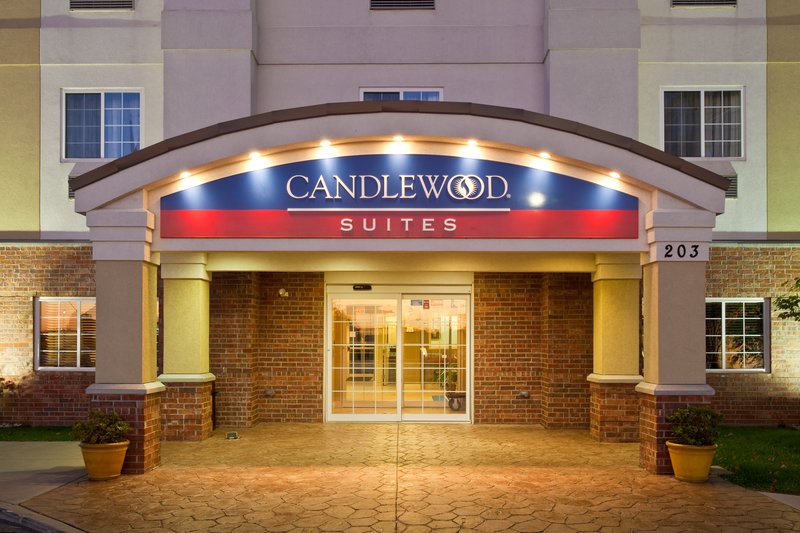 Candlewood Suites Bloomington-Normal - Colfax, IL