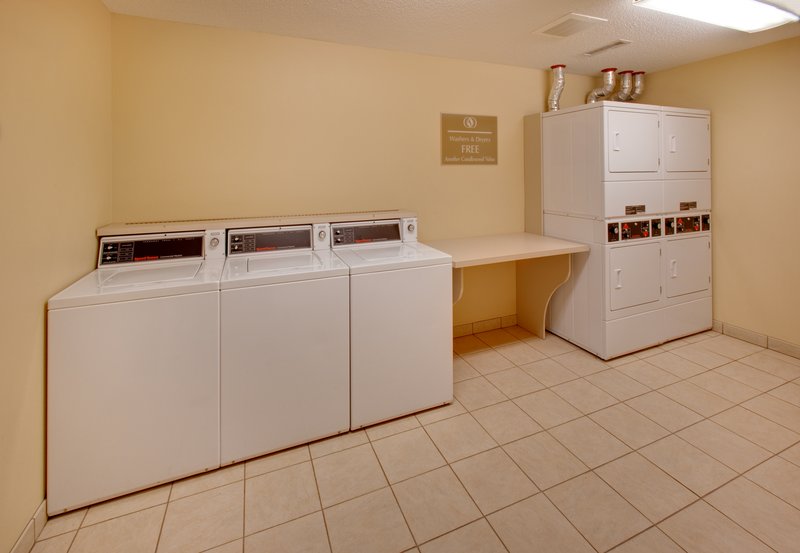 Candlewood Suites-Fargo-N - Leonard, ND