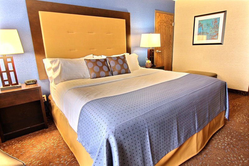 Holiday Inn - Fargo, ND