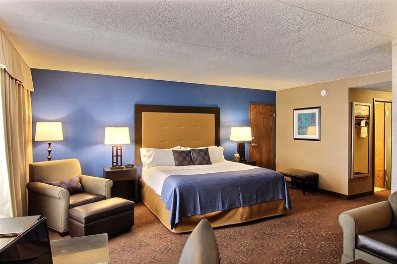 Holiday Inn - Fargo, ND