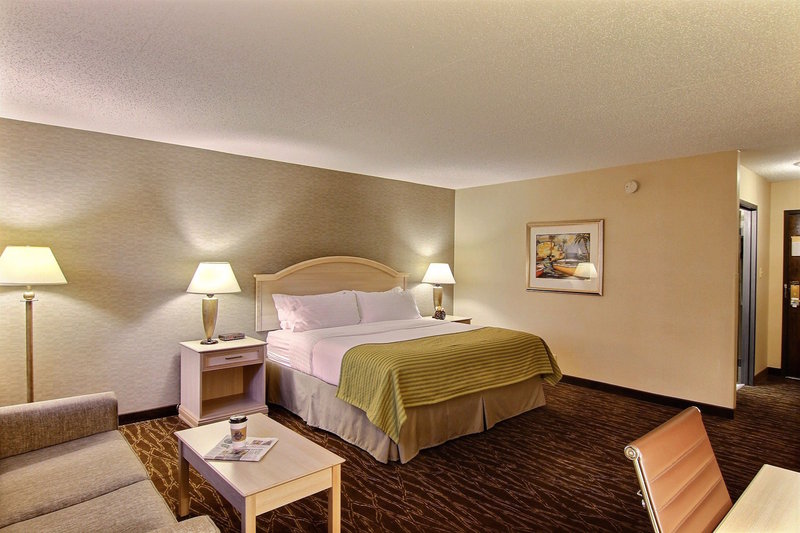 Holiday Inn - Fargo, ND