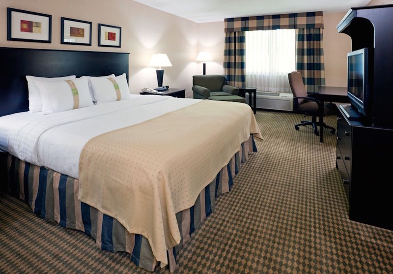 Holiday Inn - Fargo, ND