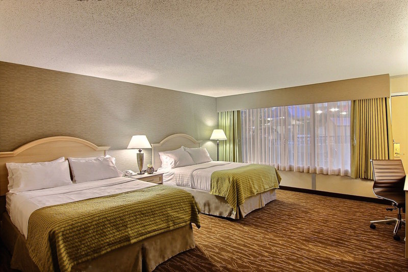 Holiday Inn - Fargo, ND