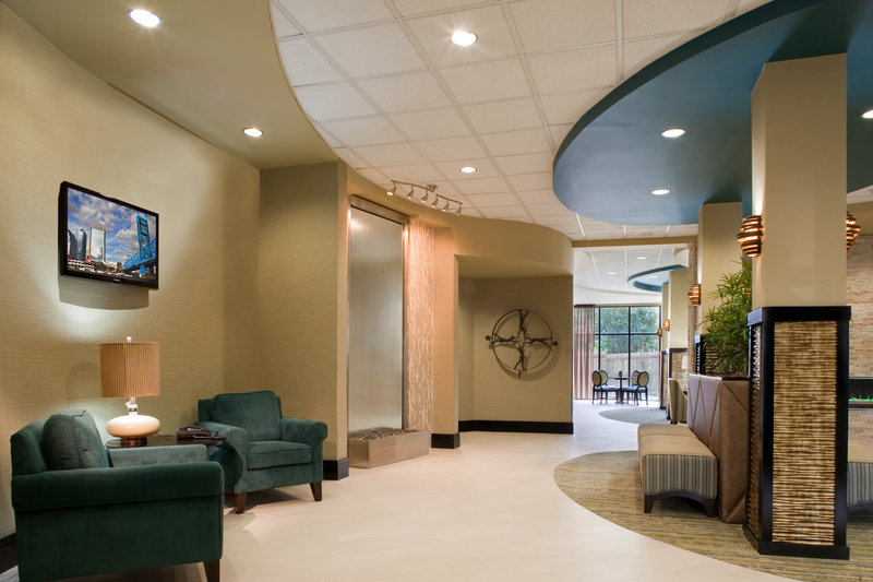 Holiday Inn Express & Suites WAYCROSS - Waycross, GA