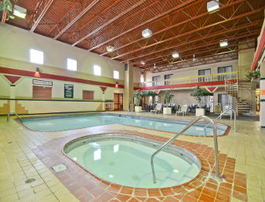 Baymont Inn & Suites-Fargo - Fargo, ND