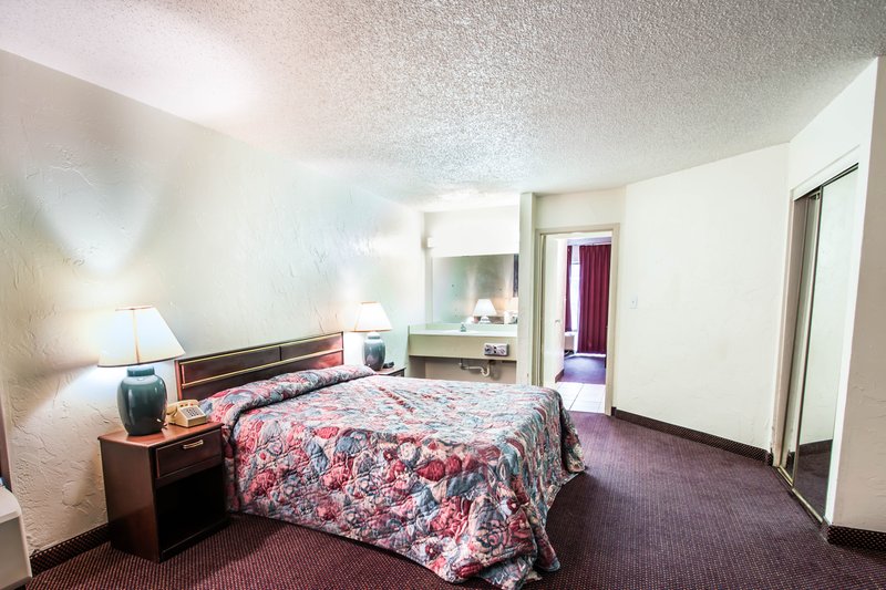 Rodeway Inn-Conference Ctr - Orange Park, FL