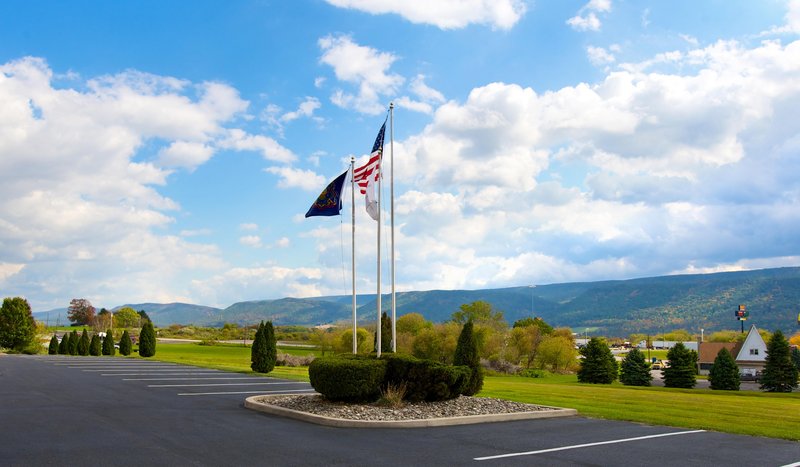 Hampton Inn & Suites Lamar - Mill Hall, PA