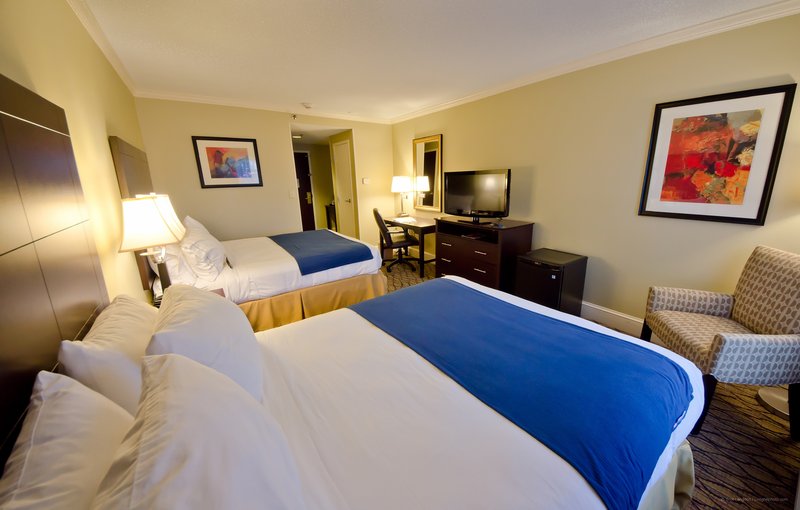 Holiday Inn Express & Suites MERRIMACK - Merrimack, NH
