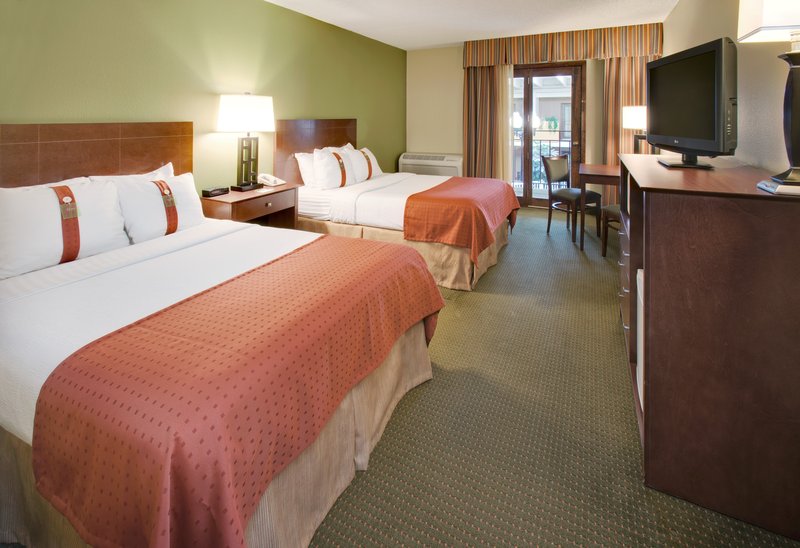 Holiday Inn AUSTIN CONFERENCE CENTER - Austin, MN