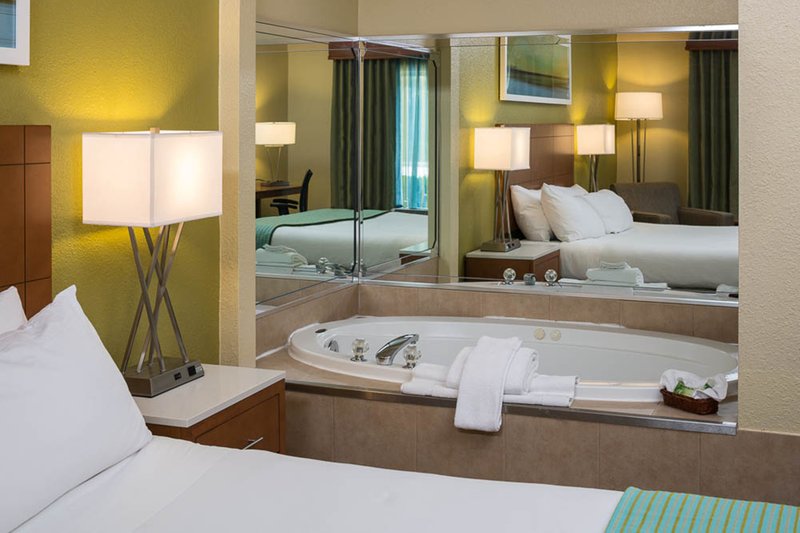 Holiday Inn Express CLERMONT - Clermont, FL