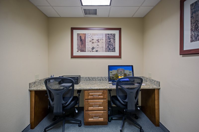 Candlewood Suites PERRYSBURG - Perrysburg, OH