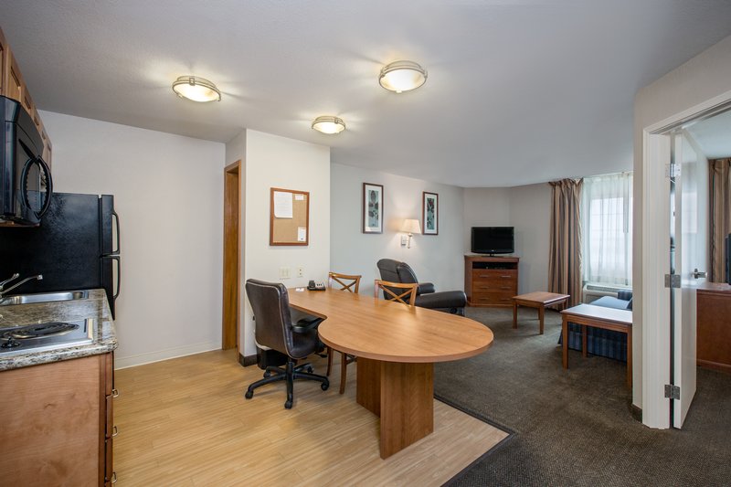 Candlewood Suites PERRYSBURG - Perrysburg, OH