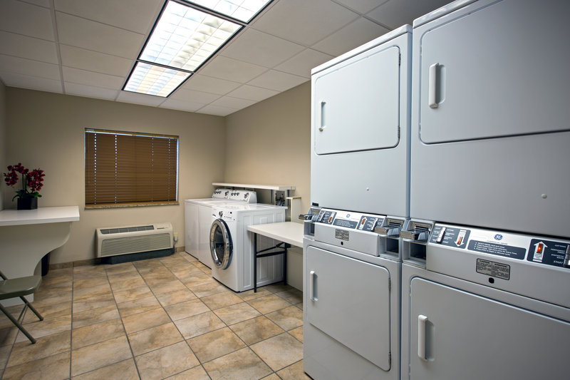 Candlewood Suites PERRYSBURG - Perrysburg, OH