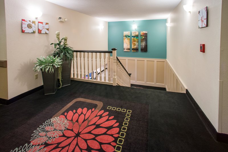 Northfield Inn Suites & Conference Center - Springfield, IL