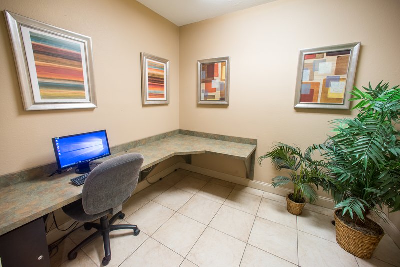 Northfield Inn Suites & Conference Center - Springfield, IL