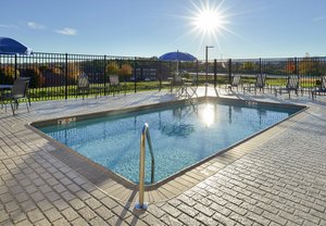 Marriott hotels near charles town races and slots