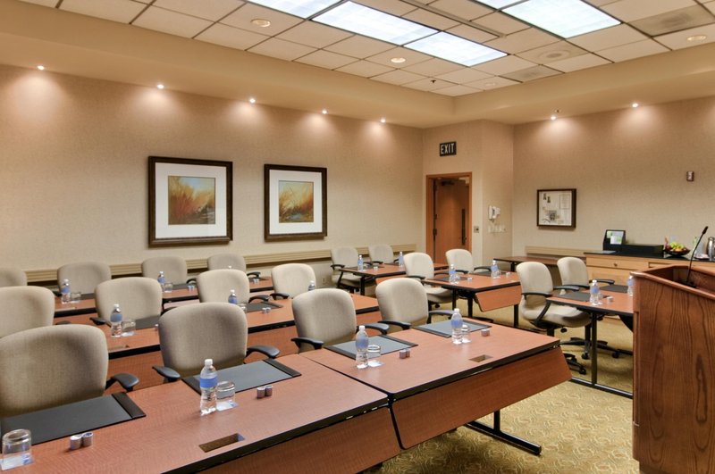 Hilton DFW Lakes Executive Conference Center - Grapevine, TX