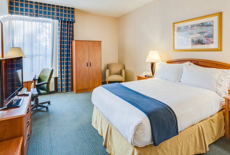 Holiday Inn Express SOUTHINGTON - Southington, CT