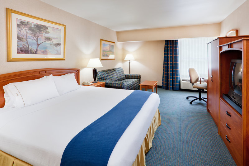 Holiday Inn Express SOUTHINGTON - Southington, CT