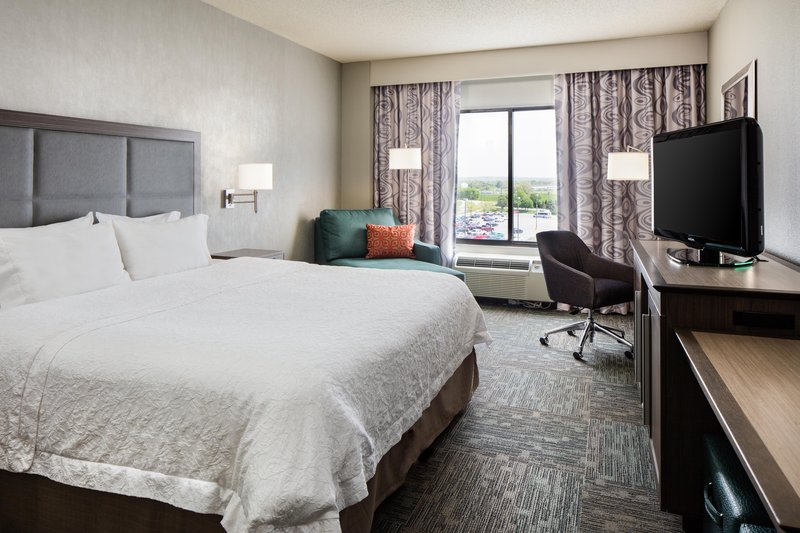 Hampton Inn-Council Bluffs - Council Bluffs, IA