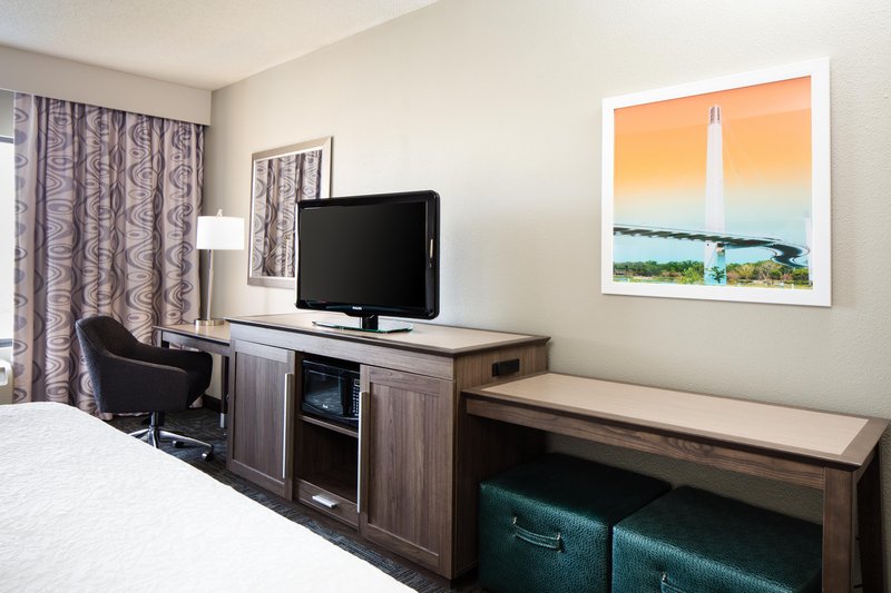 Hampton Inn-Council Bluffs - Council Bluffs, IA