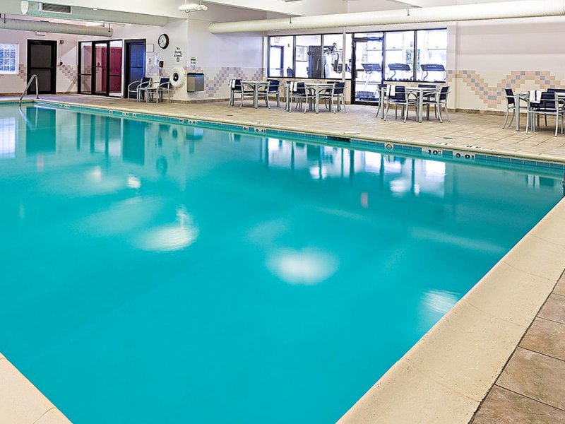 Holiday Inn Express SPRINGFIELD - Springfield, VT
