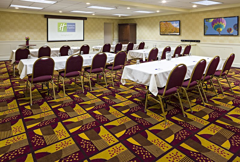Holiday Inn Express SPRINGFIELD - Springfield, VT