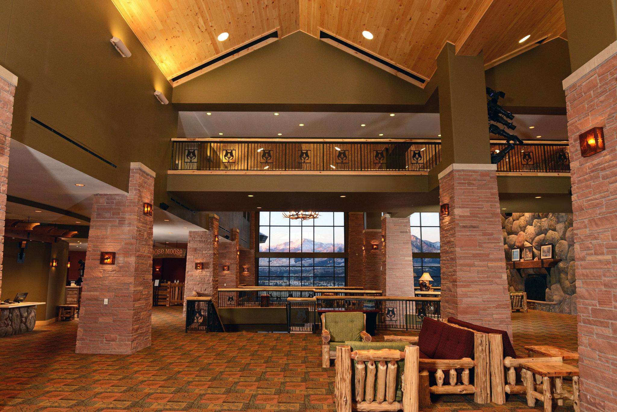 great-wolf-lodge-colorado-springs-colorado-springs-co-hotels-gds