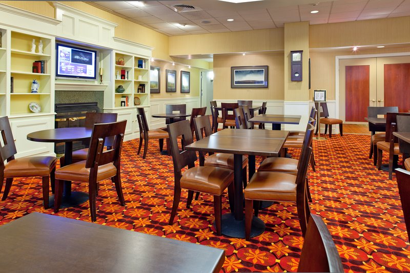 Holiday Inn Express SPRINGFIELD - Springfield, VT