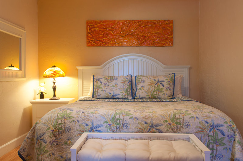 Beach Place Guesthouses - Cocoa Beach, FL