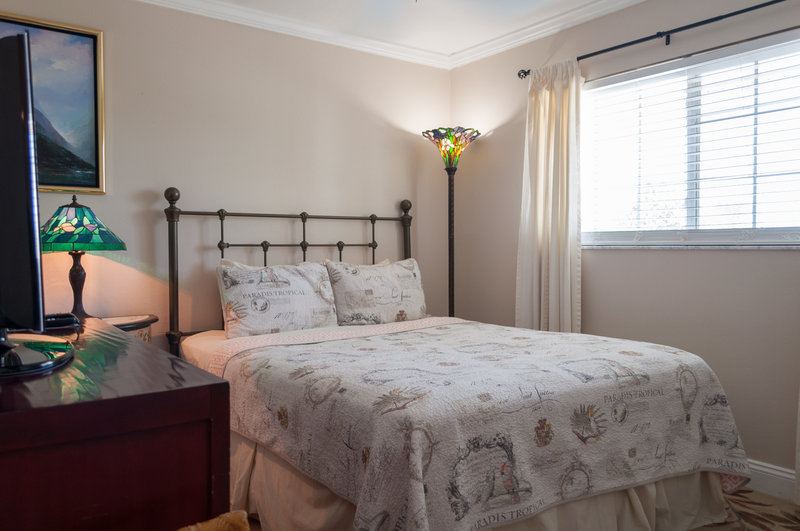 Beach Place Guesthouses - Cocoa Beach, FL