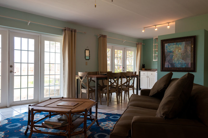 Beach Place Guesthouses - Cocoa Beach, FL
