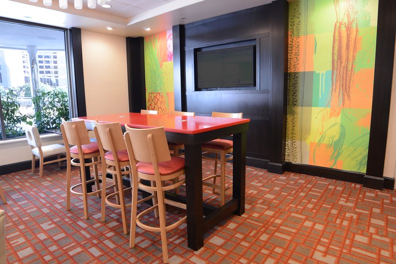 Holiday Inn NATIONAL AIRPORT/CRYSTAL CITY - Arlington, VA