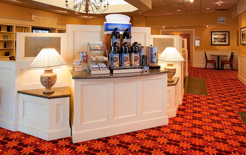 Holiday Inn Express SPRINGFIELD - Springfield, VT