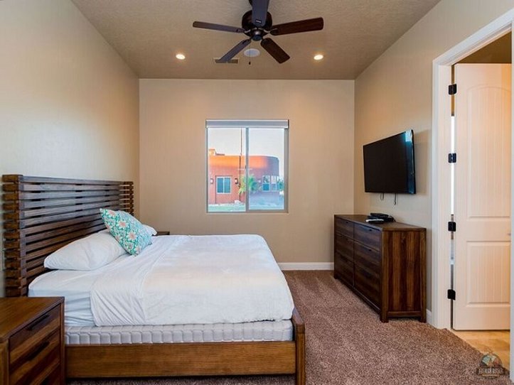 Rodeway Inn & Suites - Needles, CA