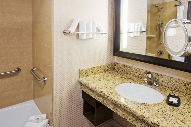 Crowne Plaza Anchorage-Midtown - Anchorage, AK